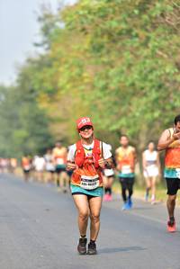 BIB: 403
                            <button type="button" onclick="openModal(10181584)" class="btn btn-primary btn-sm float-right btn-popup" data-toggle="modal" data-target=".modal-high-quality">
                        <i class="fas fa-shopping-cart"></i> Add to Cart
                    </button>
                                            <button type="button" onclick="isThisMe(10181584, true)" class="btn btn-success btn-sm float-right btn-popup btn-isme hidden" data-toggle="tooltip" data-placement="bottom" title="นี่คือรูปของคุณใช่ไหม คลิกที่นี่เพื่อเอาเข้าอัลบั้ม">
                        <i class="fas fa-plus"></i> Add to album
                    </button>
                    <button type="button" onclick="isThisMe(10181584, false)" class="btn btn-warning btn-sm float-right btn-popup btn-isnotme hidden">
                        <i class="fas fa-ban"></i> Remove from album
                    </button>